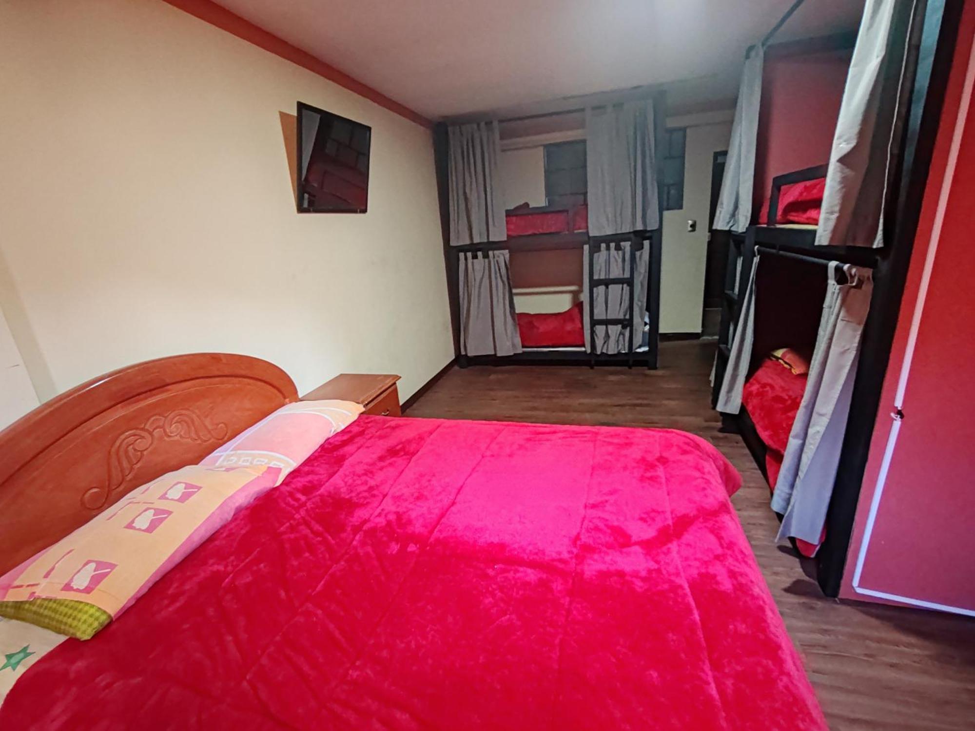 Yati Hostal 拉巴斯 外观 照片